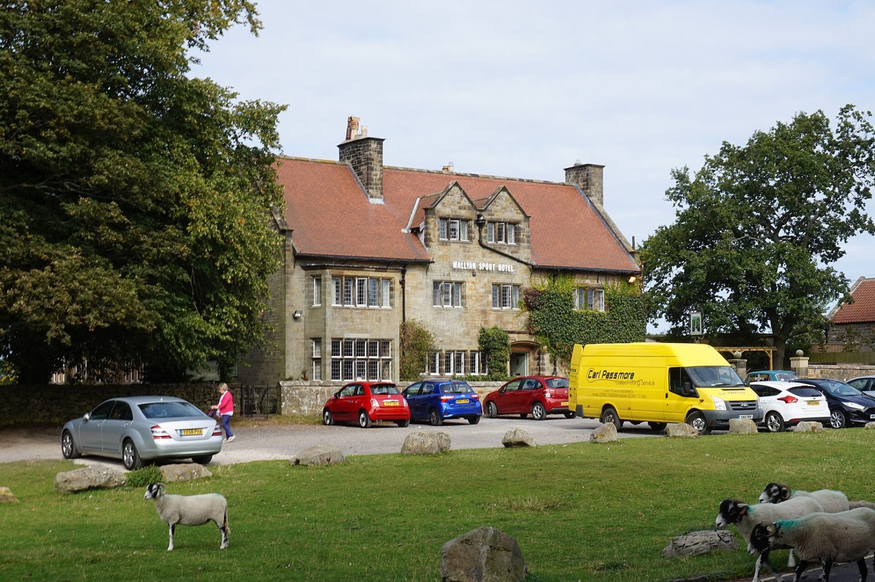 Mallyan Spout Hotel, Goathland